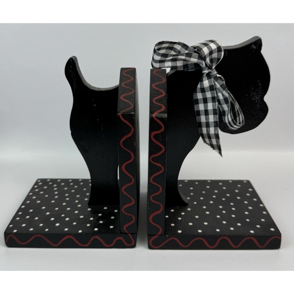 Handcrafted Wooden Folk Art Scottie Dog Black 6" Tall Bookends